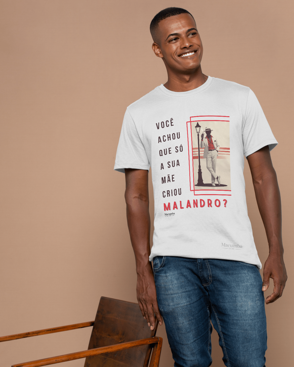 T-Shirt Malandro | Só a sua Mãe Criou Malandro? | Unissex | Branca