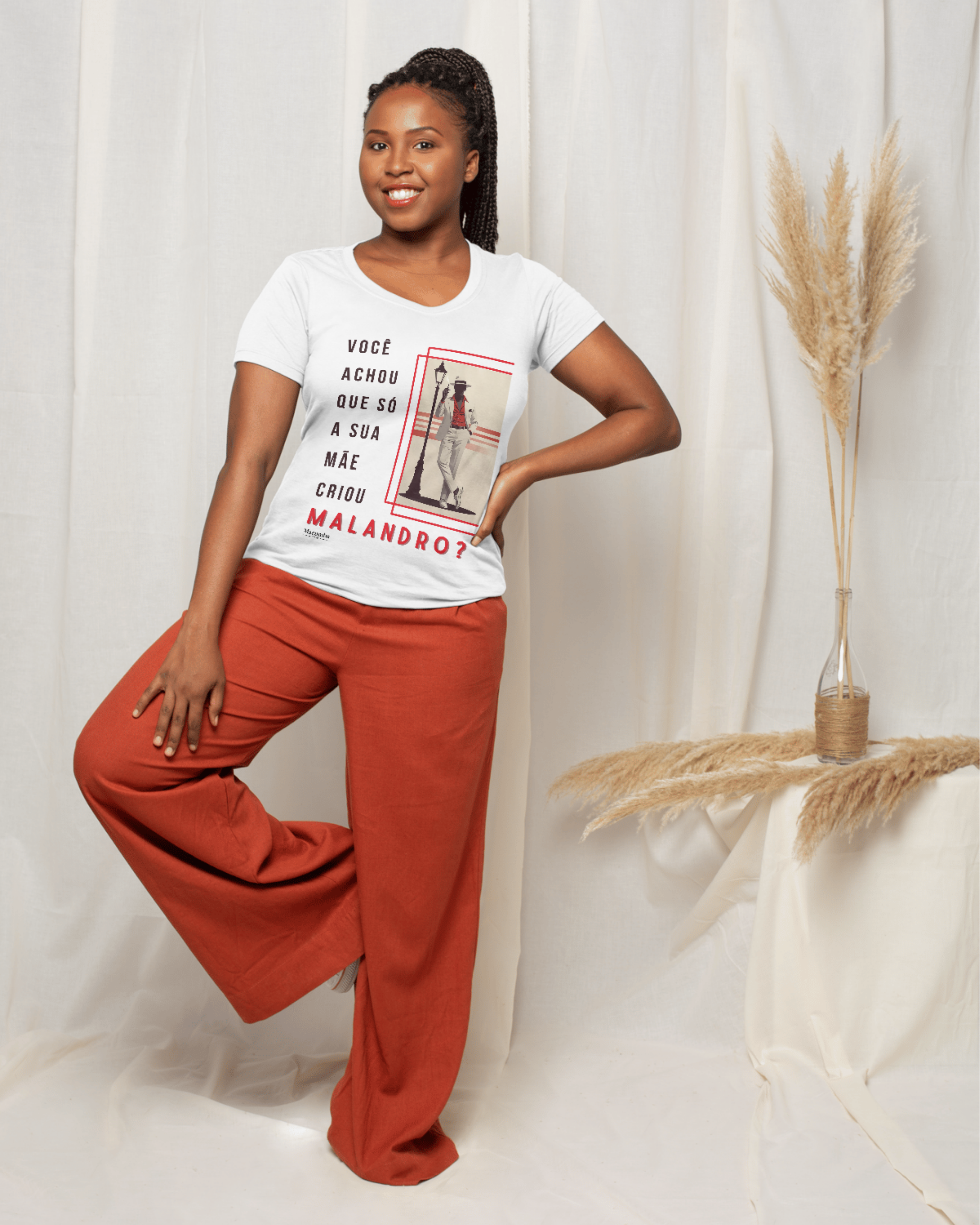 T-Shirt Malandro | Só a sua Mãe Criou Malandro? | Unissex | Branca